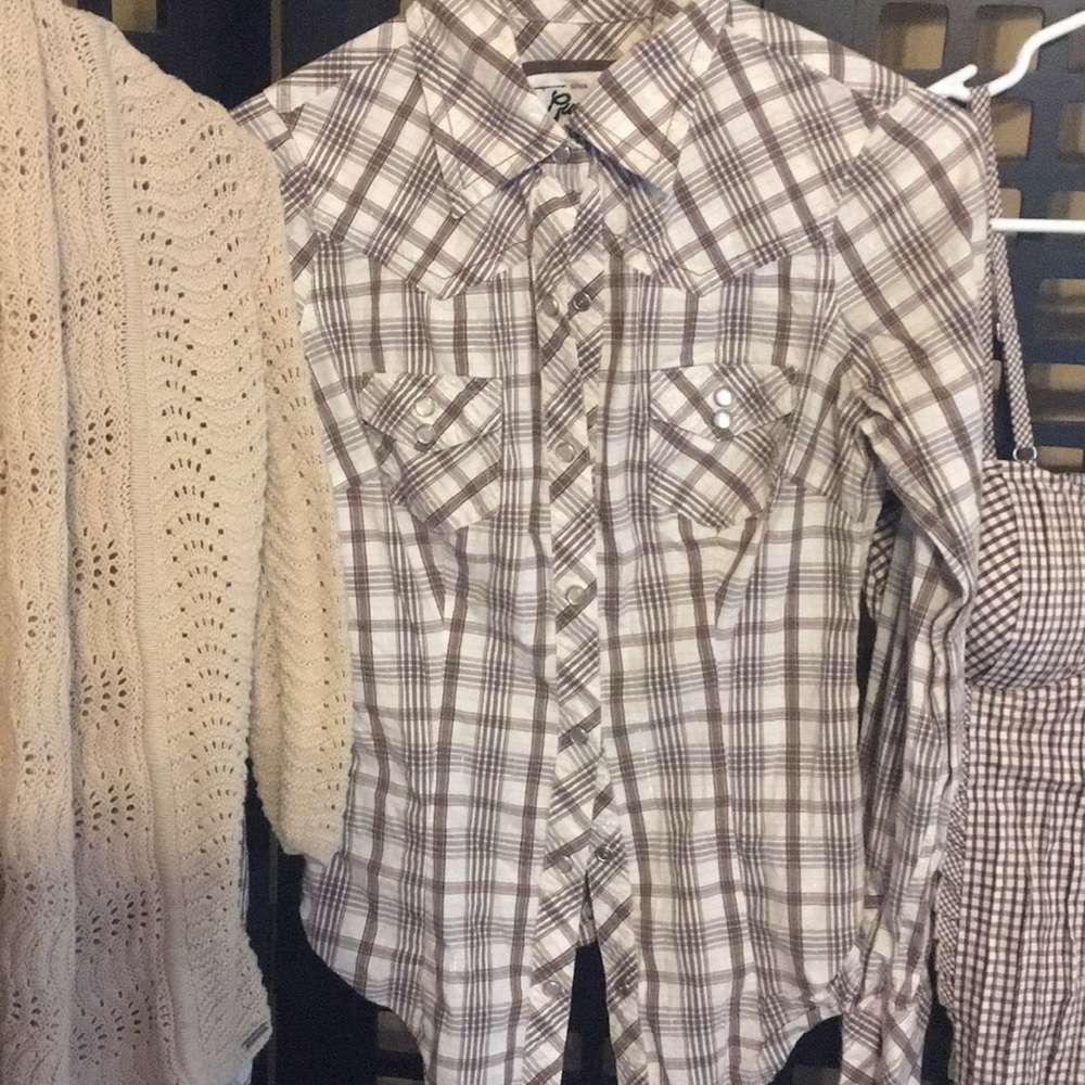 GUESS BUNDLE - Picture 4 of 8